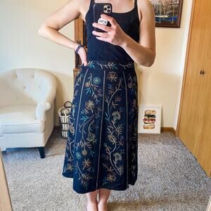 Silkland black embroidered and beaded floral midi skirt size 8